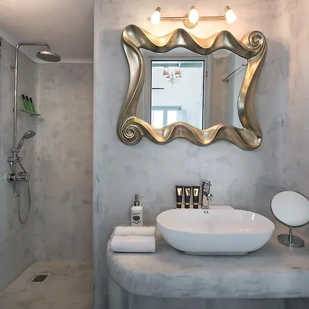 Felicity Luxury * Kamari (Santorini)