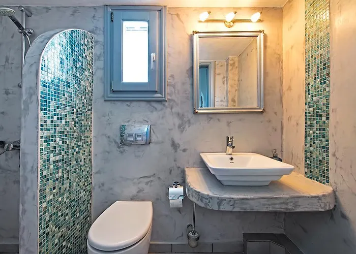 Felicity Luxury Kamári