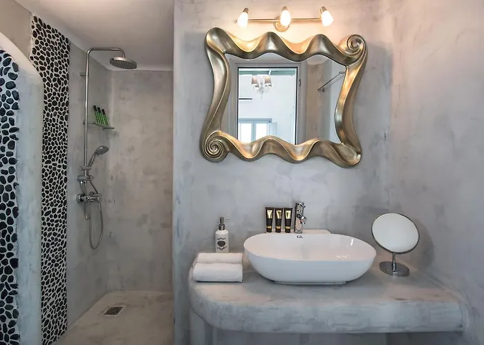 Felicity Luxury * Kamári